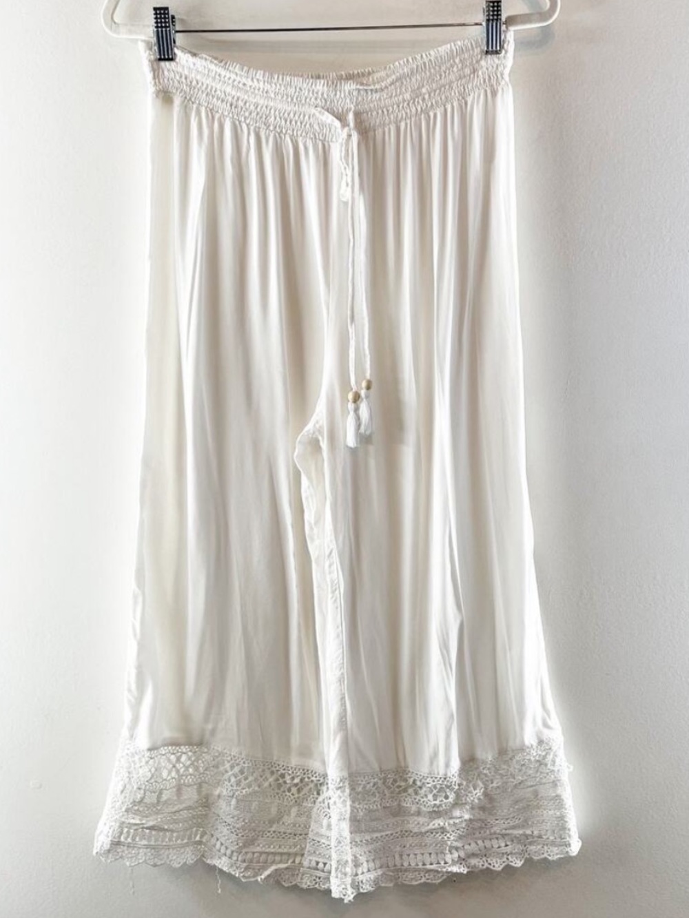 Goa Beachwear Japne White Lace Crochet Hem Trim Wide-Leg Beach Pants